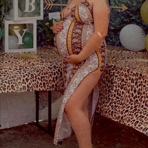 M/L slit thigh maxi dress